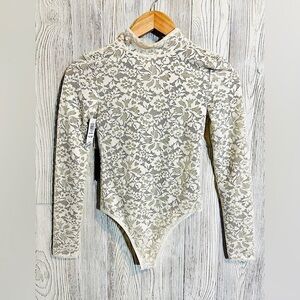 NEW! BABATON LACE LONG SLEEVE Bodysuit Aritzia Size XXS NWT Cream Womens